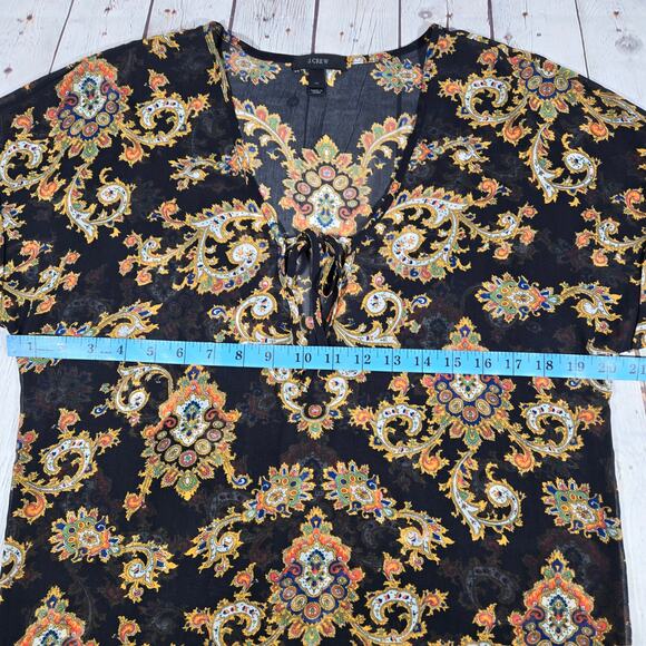 J. Crew Sheer Short Sleeve V-Neck Tie Front Accent Blouse Black & Patterned XS‎ - Picture 4 of 7